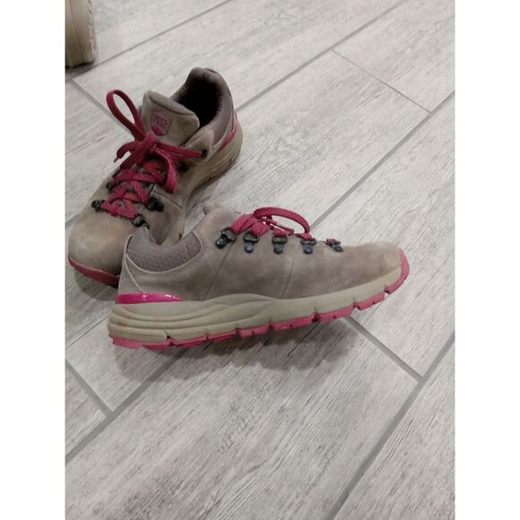 DANNER DRY Mountain 600 3" Low Hiking Boots 62264 Women's Sz 8. Gray Plum Vibram - Picture 4 of 8